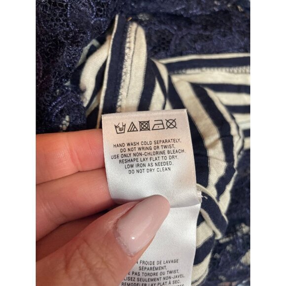 Meadow Rue Anthropologie Women’s Striped Appliqué Lace Tank Top Overlay Blue XS - Picture 10 of 10
